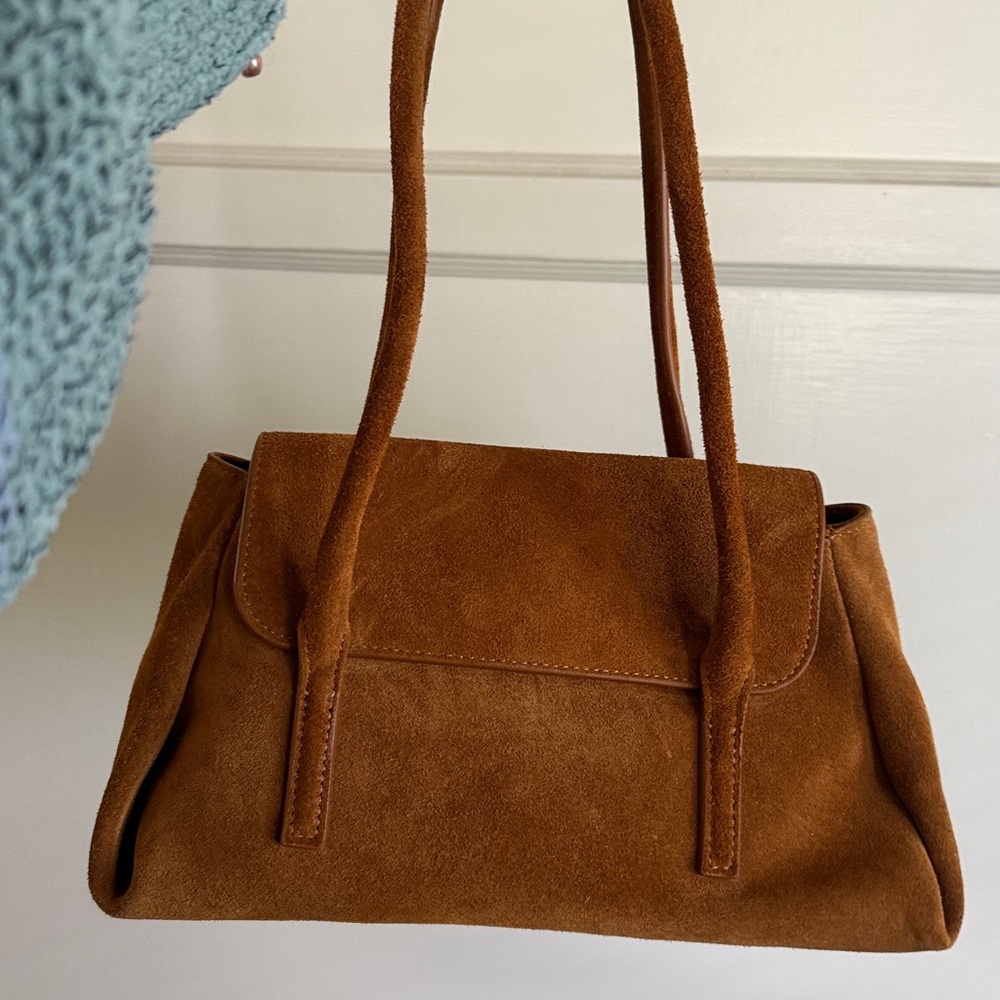 LIKE NEW REFORMATION Small Caterina Top Handle, Couro Suede - Picture 4 of 8